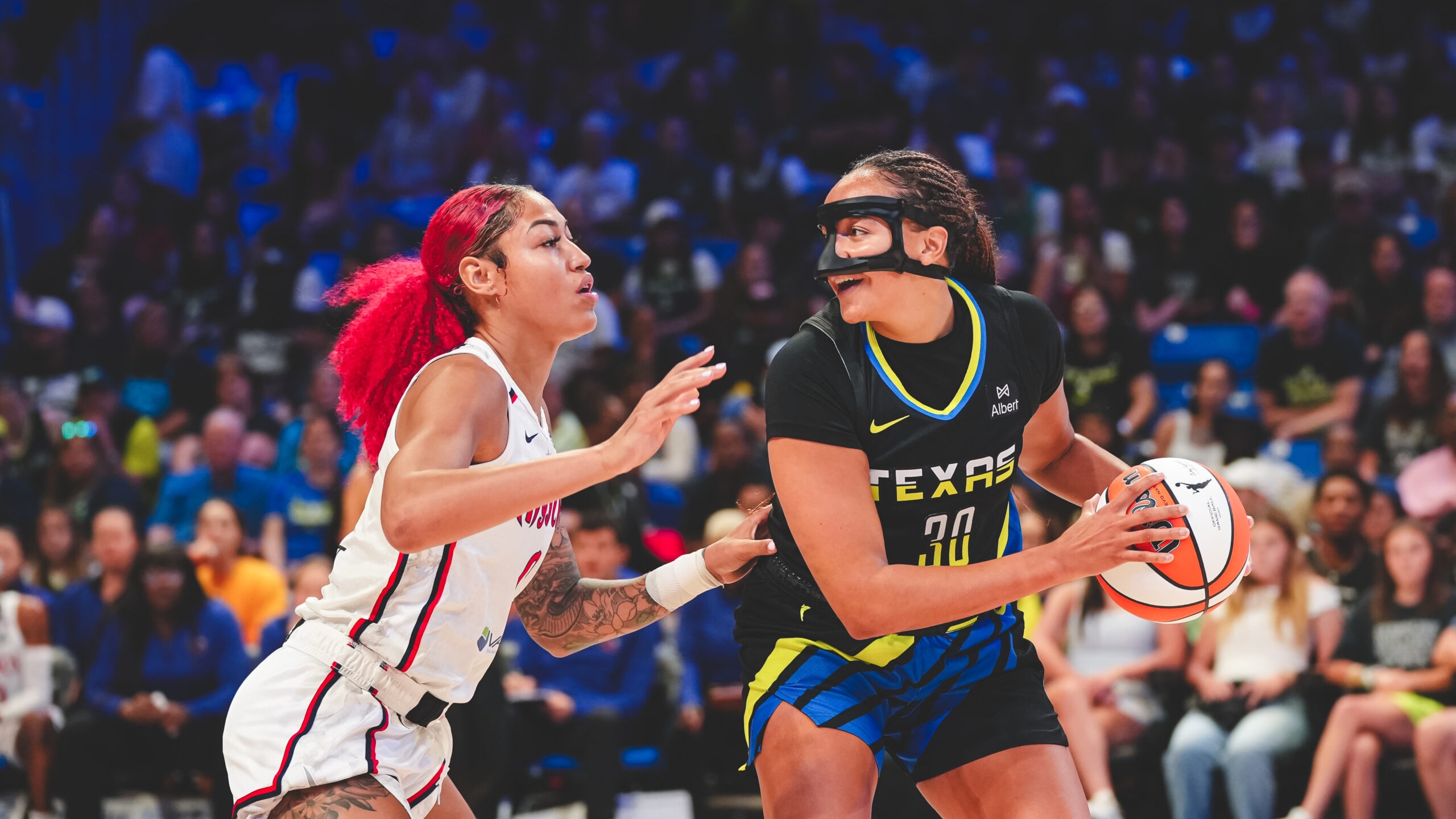 Dallas Wings Sign Haley Jones