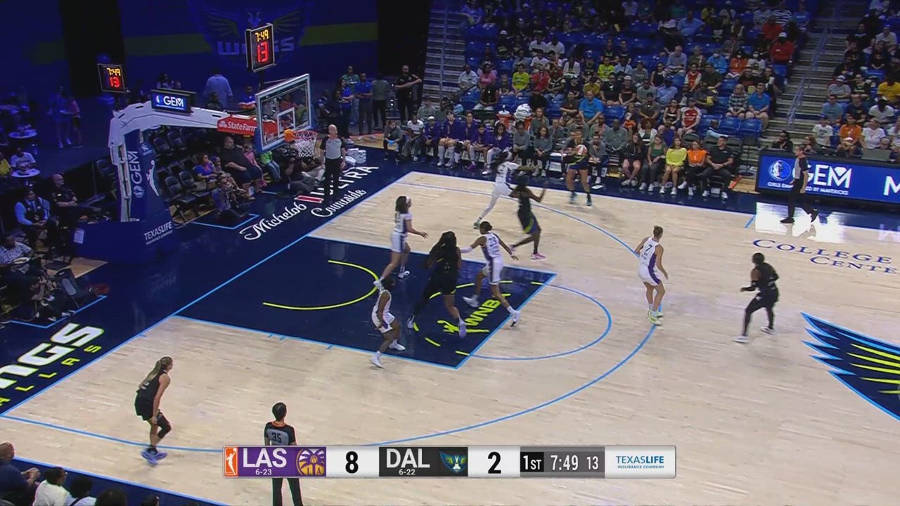 Teaira McCowan Posts 17 points & 11 rebounds vs. Los Angeles Sparks